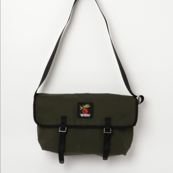 MZ Wallace EUC Loden Green Canvas Messenger/Laptop Bicycle Bag-Unisex -Well Made - Picture 15 of 15